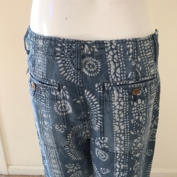 NWT! FREE PEOPLE Size 29 blue printed cotton and linen blend pants - Picture 3 of 11